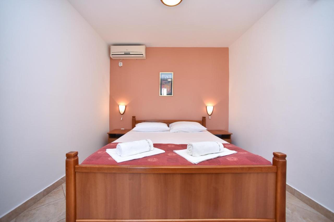 Apartmani Soljaga Petrovac Екстер'єр фото