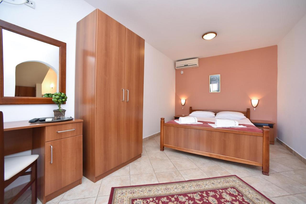 Apartmani Soljaga Petrovac Екстер'єр фото
