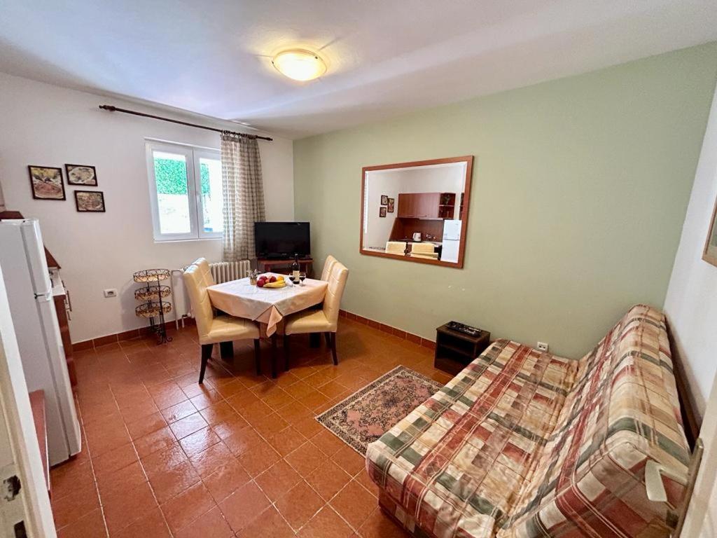Apartmani Soljaga Petrovac Екстер'єр фото